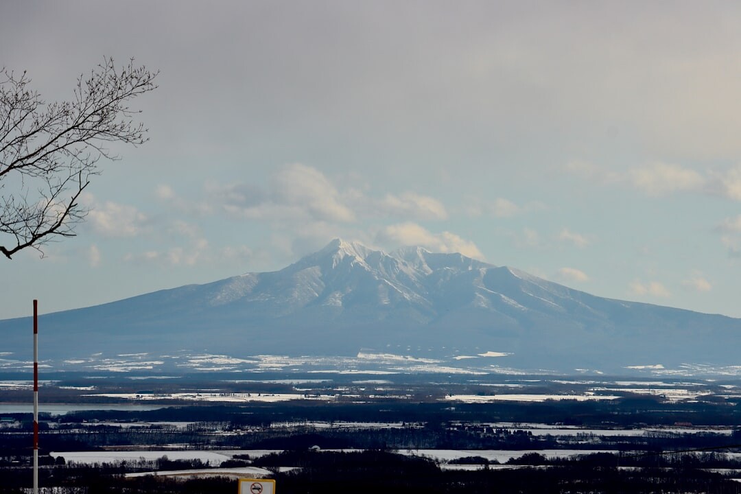 手稻滑雪場 Highland 區雪道遠景,適合中高級滑雪者的進階雪道